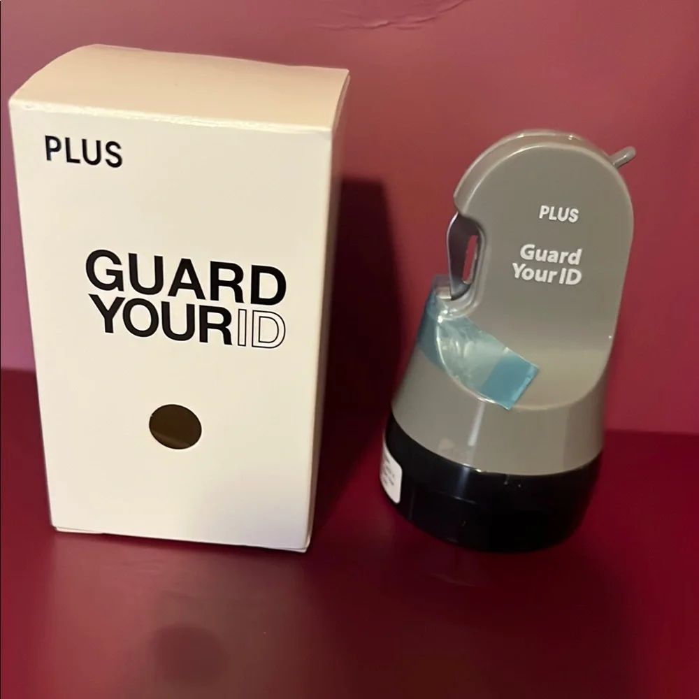 PLUS Guard Your ID Roller Stamp Identity Protection Letter Opener.